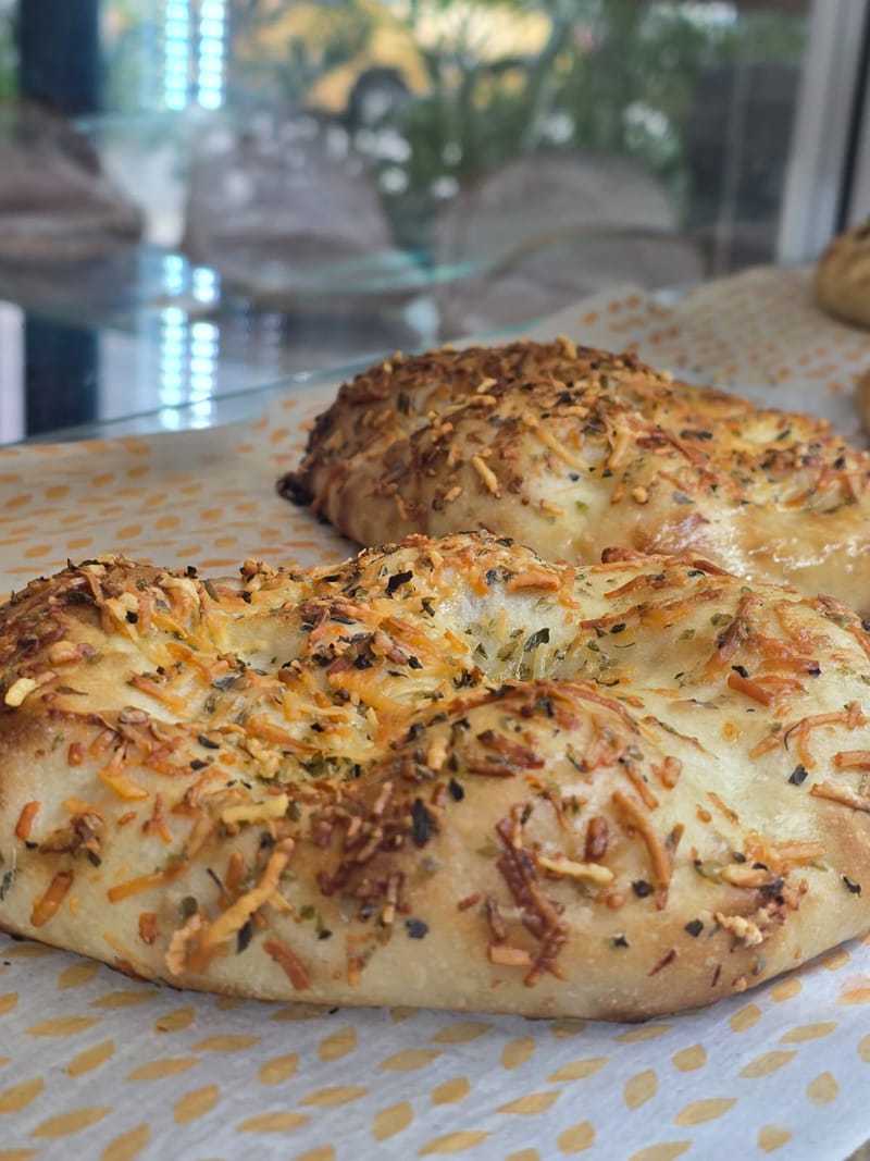 Focaccia de Parmesão e Orégano